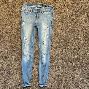 Hollister low rise ripped jeans size 1